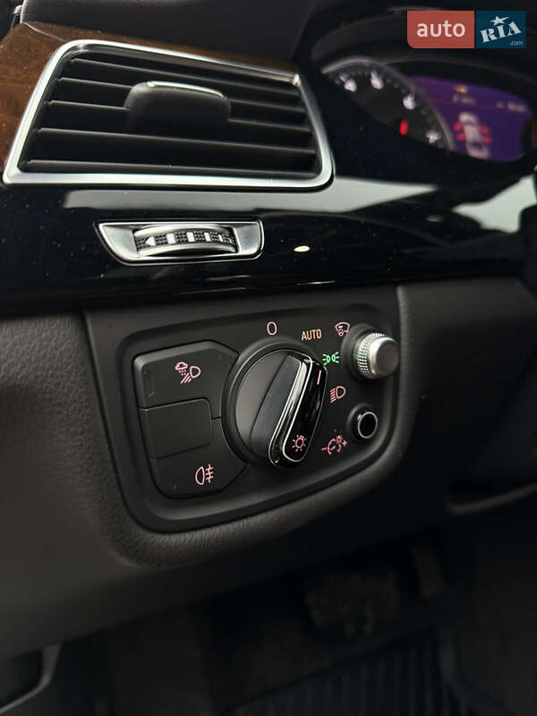 Седан Audi A8 2015 в Днепре фото 16 Седан Audi A8 2015 в Днепре