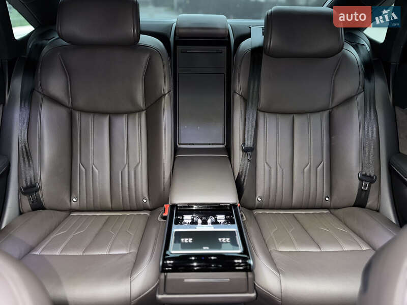 Седан Audi A8 2021 в Киеве фото 27 Седан Audi A8 2021 в Киеве