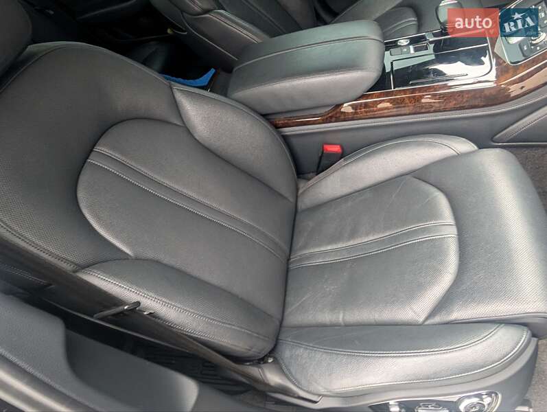 Седан Audi A8 2014 в Борисполе