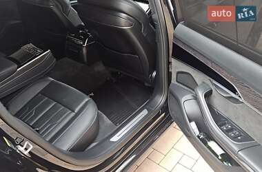 Седан Audi A8 2020 в Тернополе
