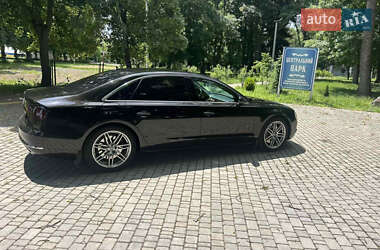 Седан Audi A8 2013 в Сокирянах