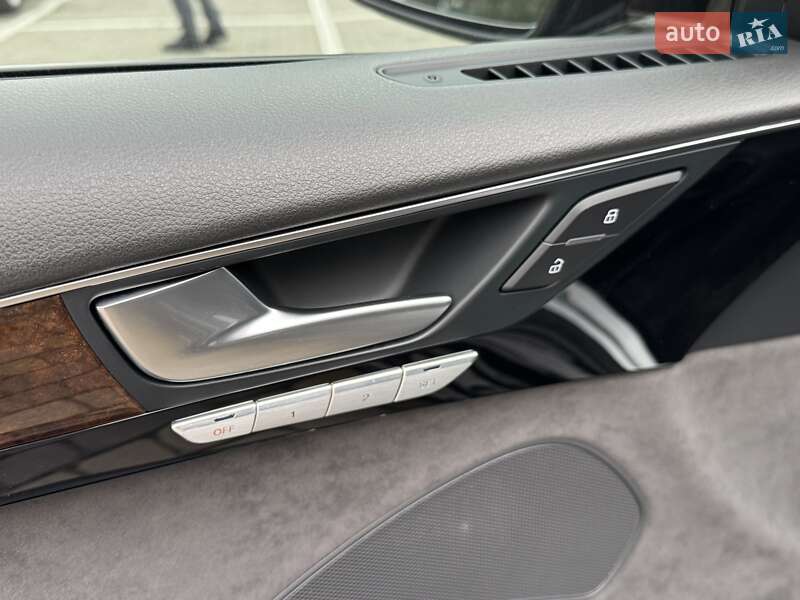 Седан Audi A8 2017 в Луцке фото 46 Седан Audi A8 2017 в Луцке
