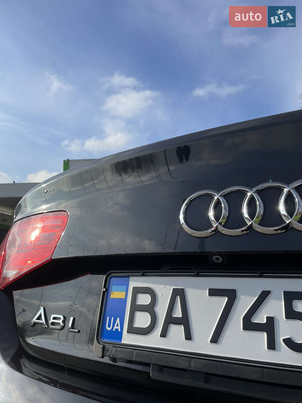 Седан Audi A8 2013 в Кропивницком фото 5 Седан Audi A8 2013 в Кропивницком