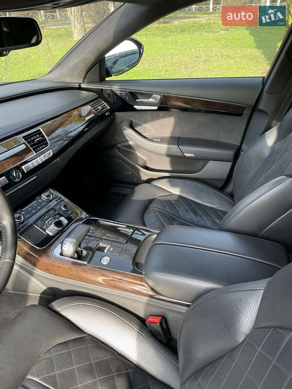 Седан Audi A8 2013 в Кропивницком фото 47 Седан Audi A8 2013 в Кропивницком