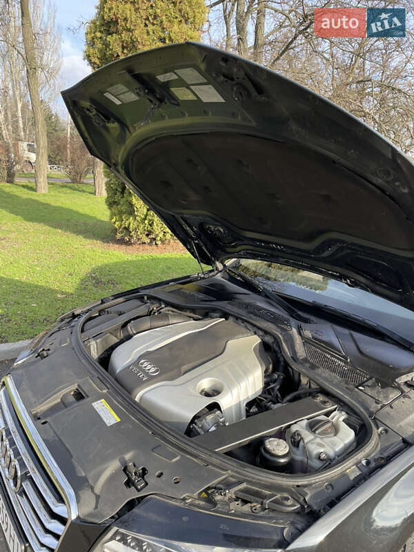 Седан Audi A8 2013 в Кропивницком фото 51 Седан Audi A8 2013 в Кропивницком