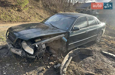 Седан Audi A8 2000 в Белых Ославах
