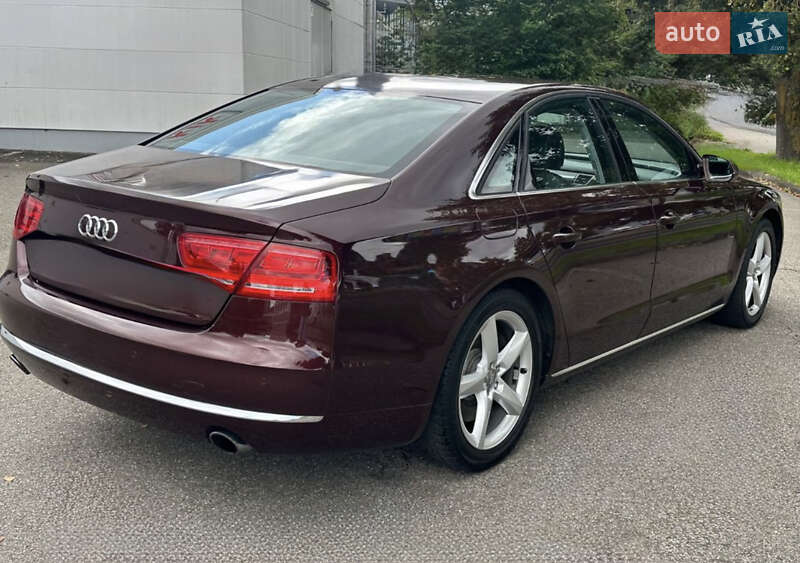 Седан Audi A8 2012 в Киеве