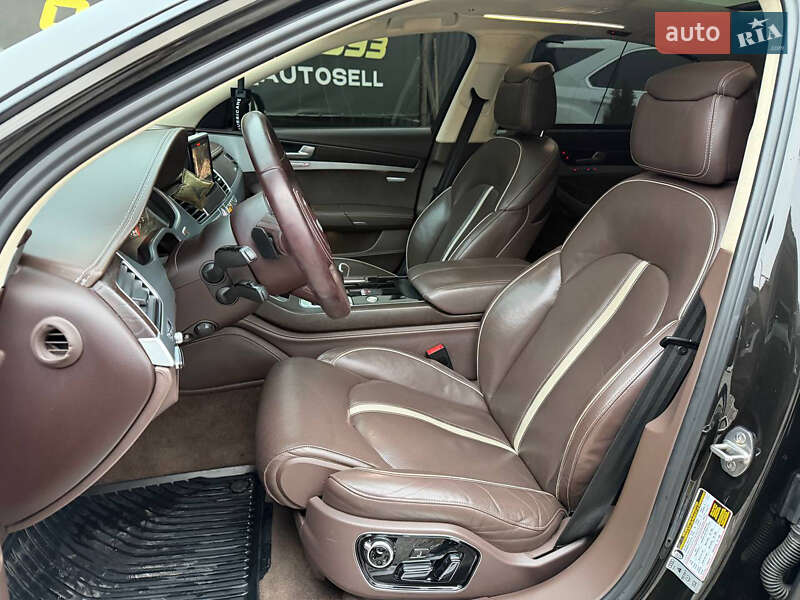 Седан Audi A8 2014 в Виннице
