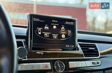 Седан Audi A8 2015 в Киеве