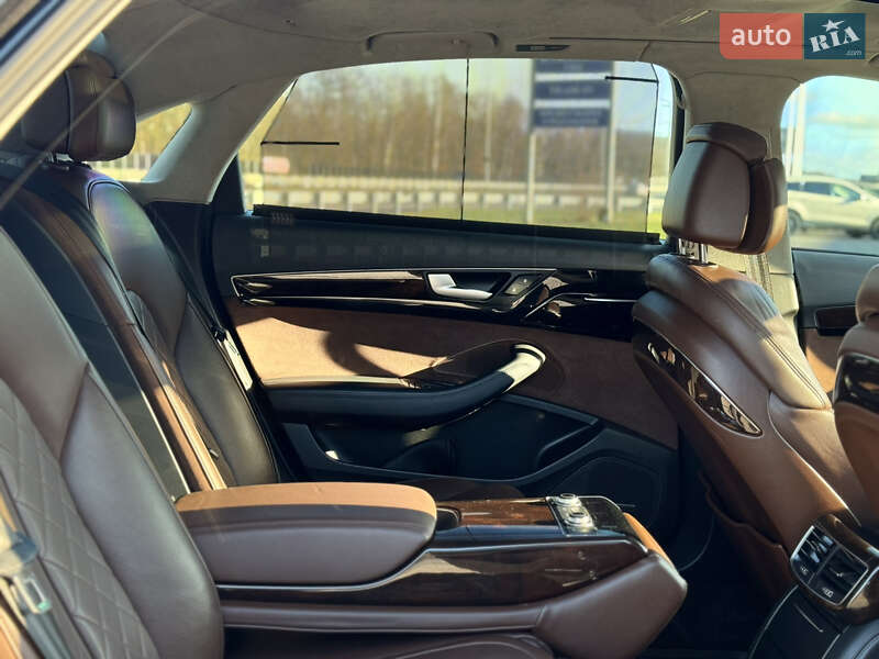 Седан Audi A8 2015 в Киеве фото 30 Седан Audi A8 2015 в Киеве