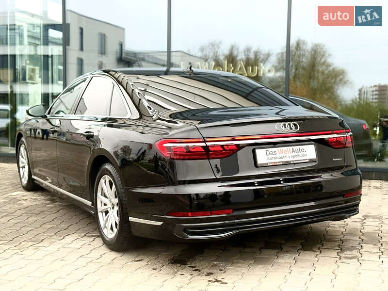 Седан Audi A8 2024 в Хмельницком