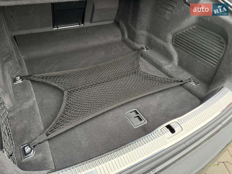 Седан Audi A8 2024 в Хмельницком