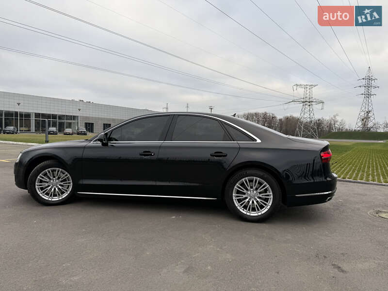Седан Audi A8 2014 в Киеве