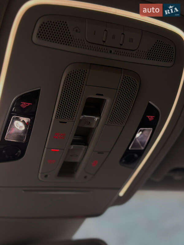 Седан Audi A8 2017 в Киеве фото 29 Седан Audi A8 2017 в Киеве