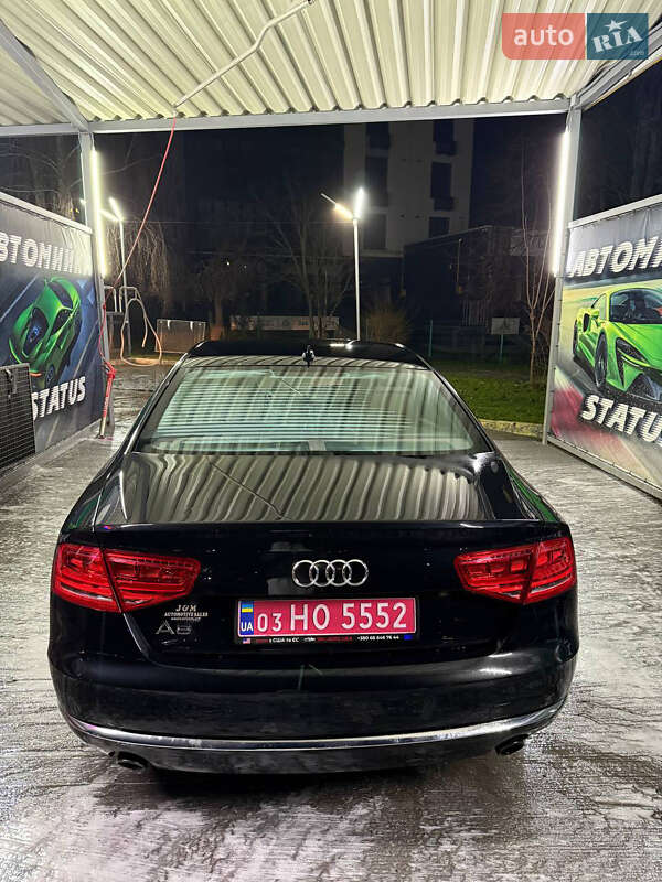 Седан Audi A8 2014 в Луцке