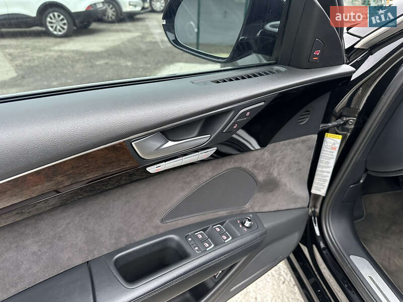 Седан Audi A8 2017 в Киеве фото 7 Седан Audi A8 2017 в Киеве