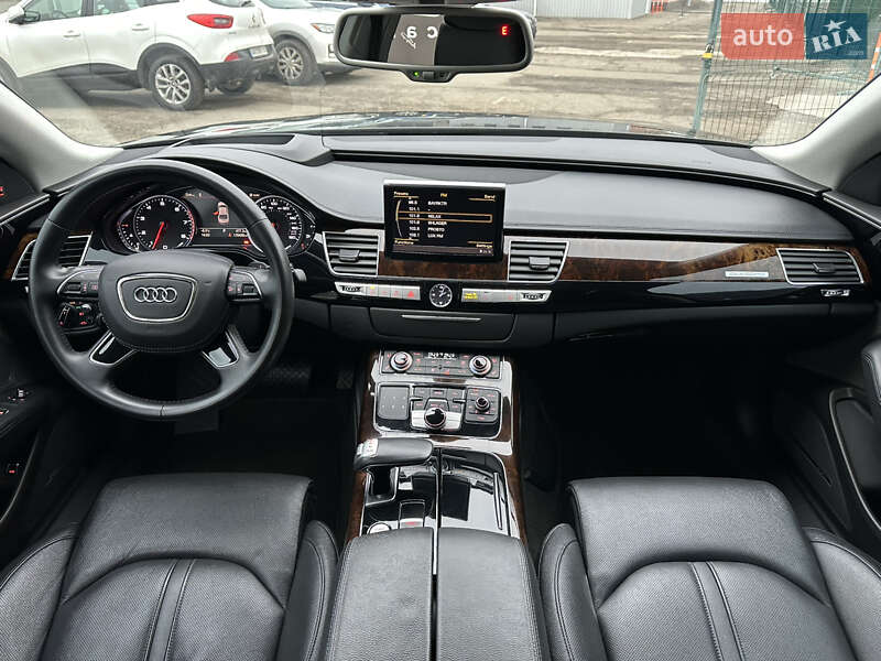 Седан Audi A8 2017 в Киеве фото 24 Седан Audi A8 2017 в Киеве