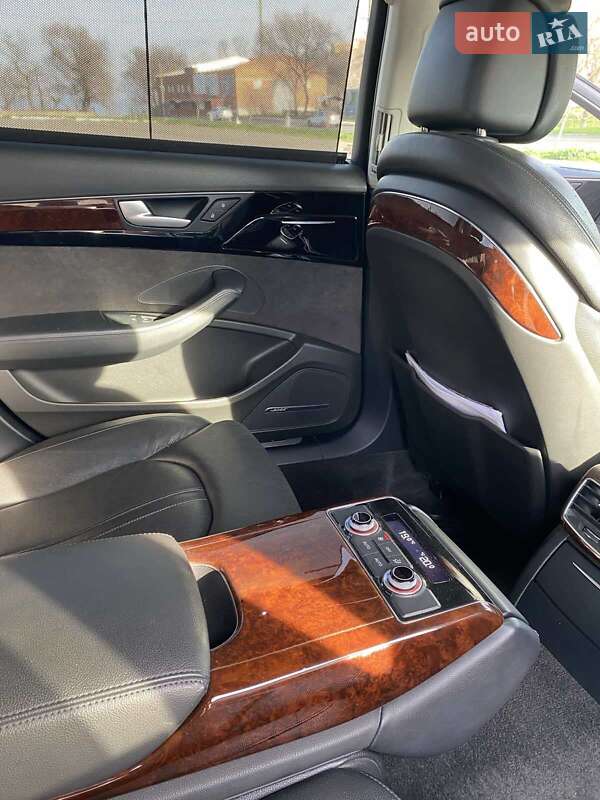 Седан Audi A8 2013 в Белгороде-Днестровском фото 28 Седан Audi A8 2013 в Белгороде-Днестровском