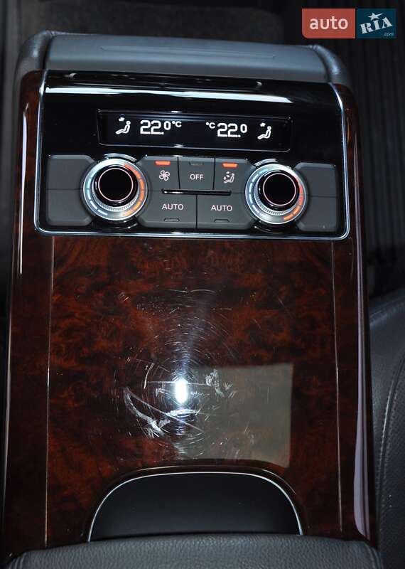 Седан Audi A8 2013 в Одессе