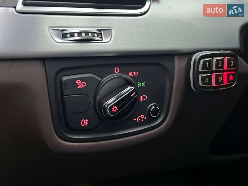 Седан Audi A8 2012 в Киеве фото 22 Седан Audi A8 2012 в Киеве