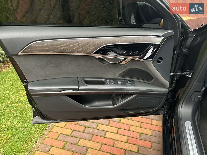 Седан Audi A8 2021 в Киеве фото 18 Седан Audi A8 2021 в Киеве