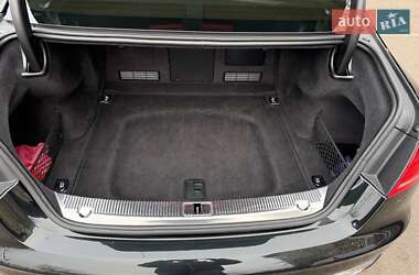 Седан Audi A8 2013 в Одессе