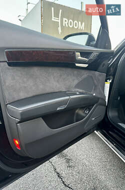 Седан Audi A8 2013 в Киеве
