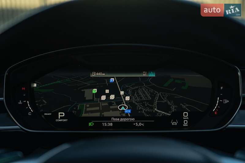 Седан Audi A8 2021 в Черновцах