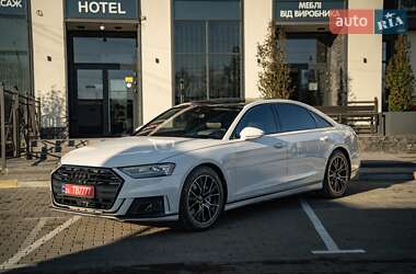 Седан Audi A8 2021 в Чернівцях