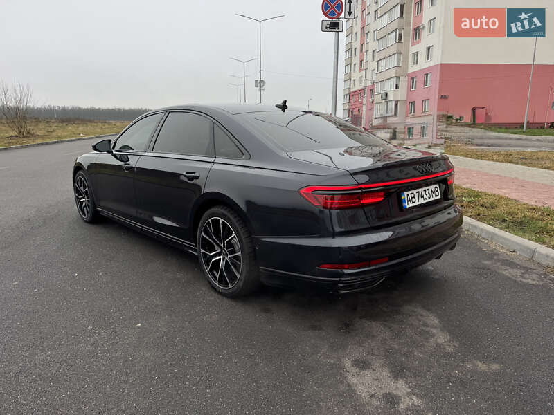 Седан Audi A8 2021 в Виннице