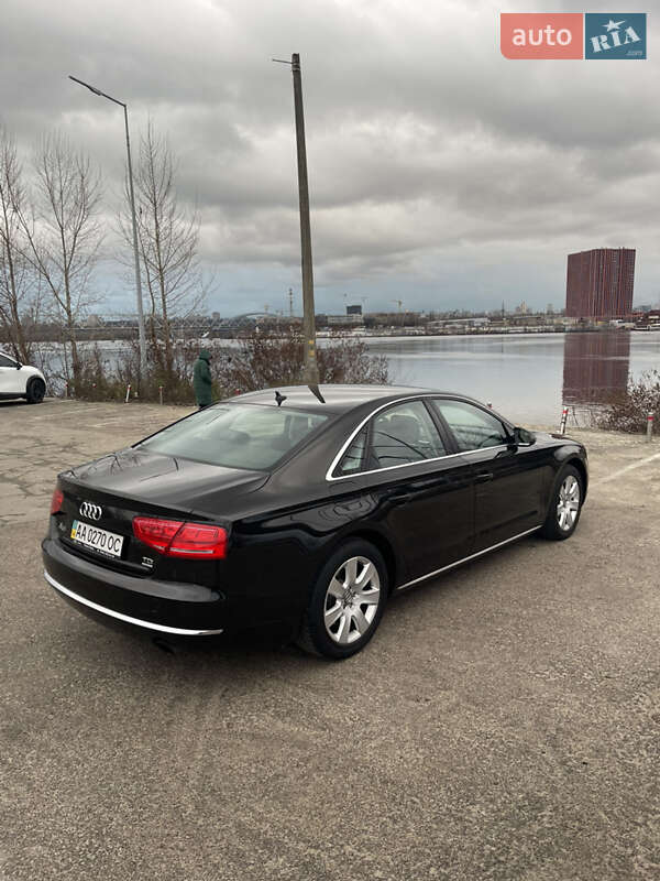 Седан Audi A8 2013 в Киеве