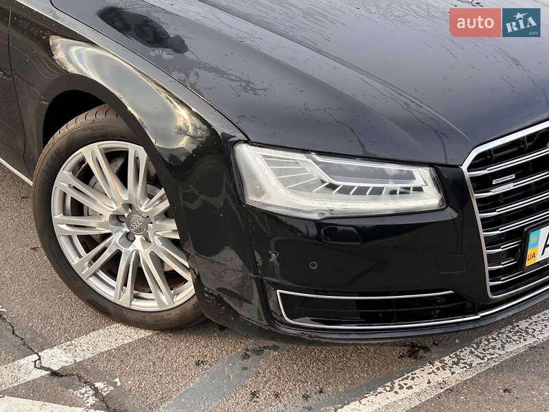 Седан Audi A8 2013 в Киеве