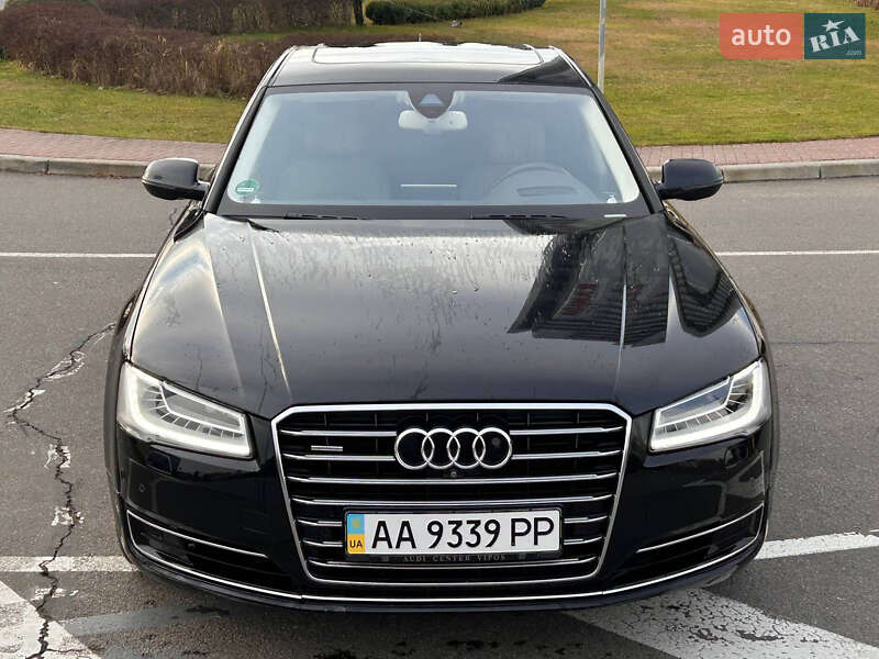 Седан Audi A8 2013 в Киеве