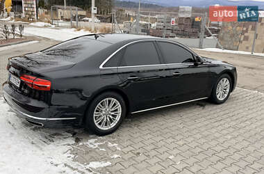Седан Audi A8 2014 в Львове