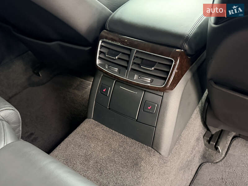 Седан Audi A8 2014 в Львове фото 30 Седан Audi A8 2014 в Львове