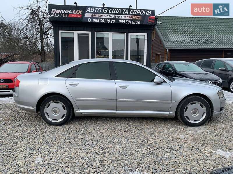 Седан Audi A8 2003 в Коломые