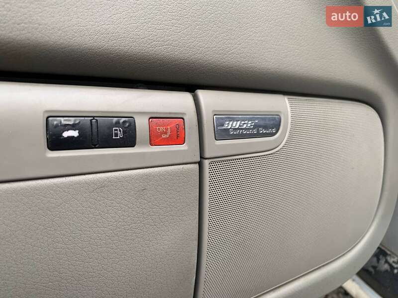 Седан Audi A8 2003 в Коломые