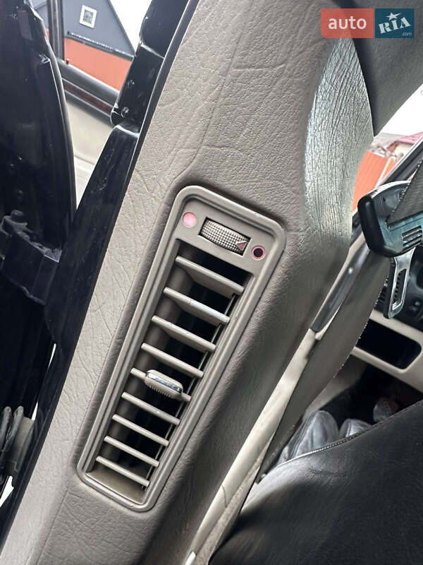 Седан Audi A8 1997 в Тячеве