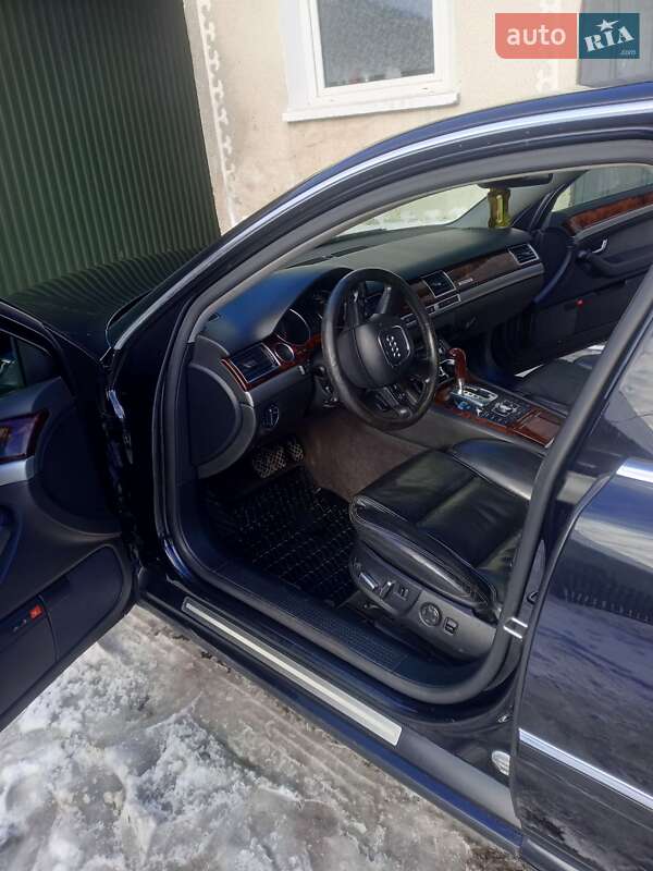 Седан Audi A8 2007 в Ивано-Франковске