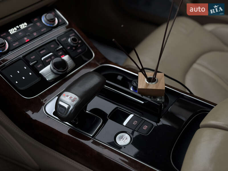 Седан Audi A8 2011 в Буковеле фото 56 Седан Audi A8 2011 в Буковеле