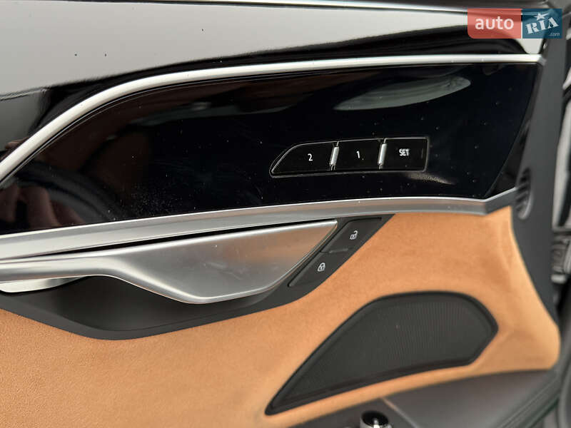 Седан Audi A8 2022 в Киеве фото 22 Седан Audi A8 2022 в Киеве