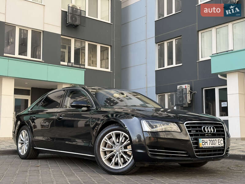 Седан Audi A8 2012 в Одессе