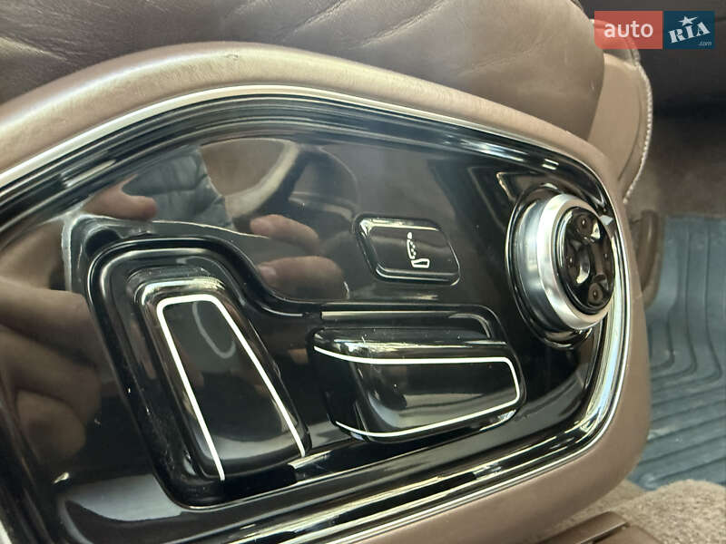 Седан Audi A8 2012 в Одессе