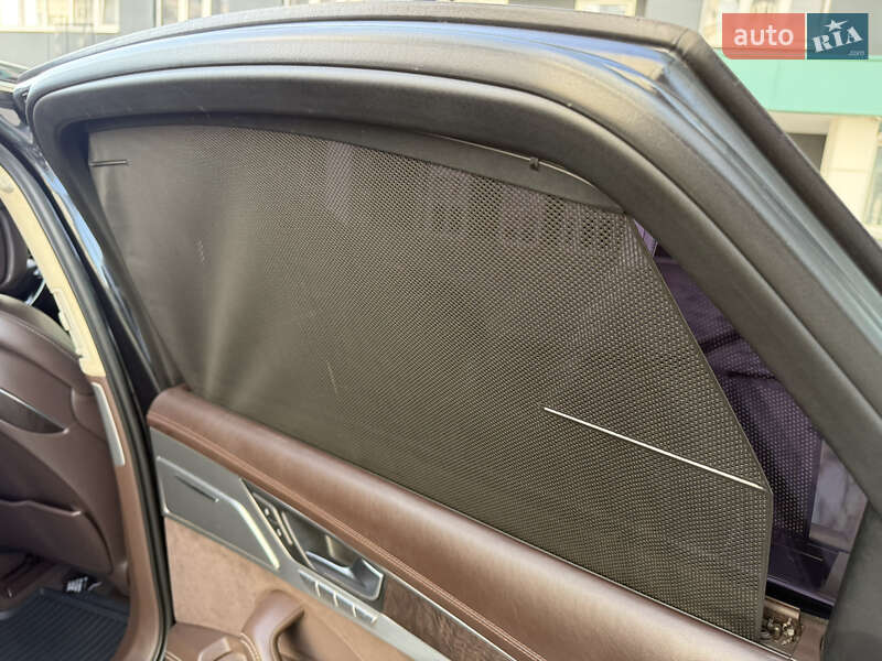 Седан Audi A8 2012 в Одессе