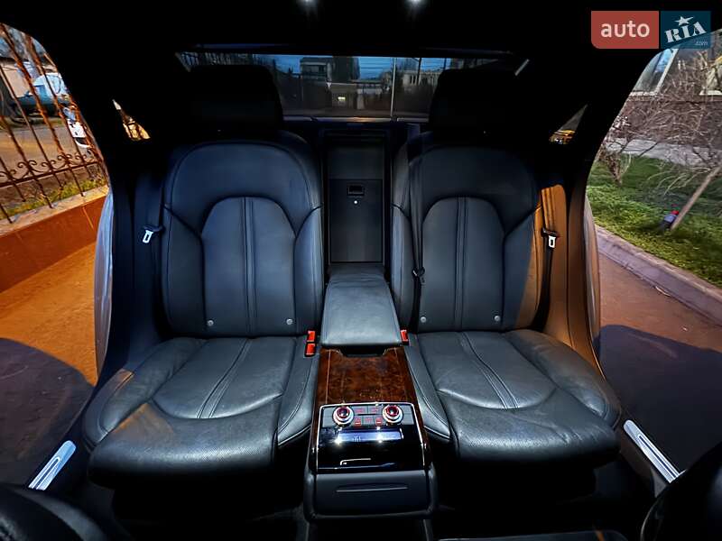 Седан Audi A8 2013 в Одессе