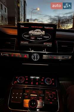 Седан Audi A8 2013 в Одессе