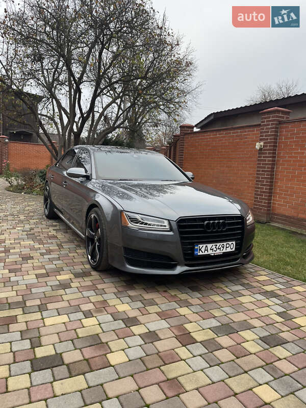 2016 Audi A8, VIN WAU44AFD6HN008590:plate — фото 1 (autoria)