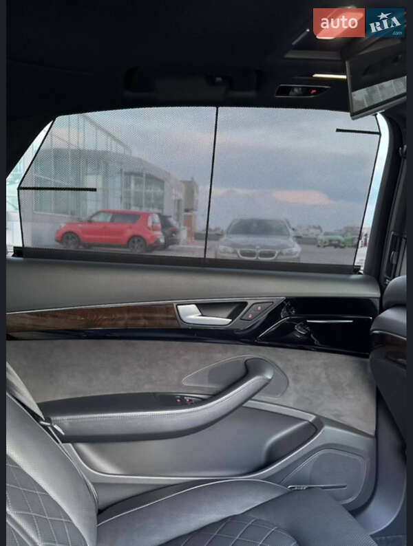 Седан Audi A8 2016 в Запорожье