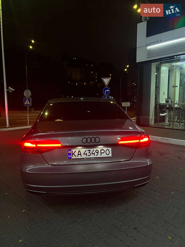 Седан Audi A8 2016 в Запорожье