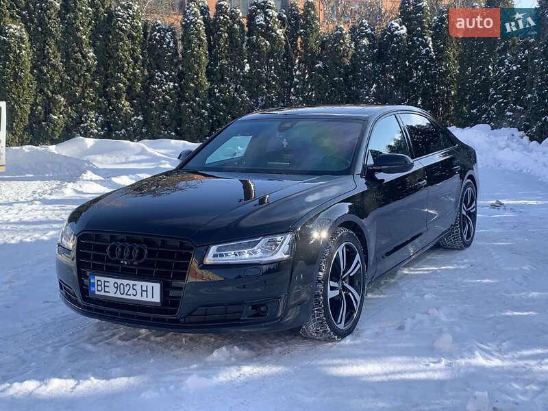 Седан Audi A8 2015 в Умани